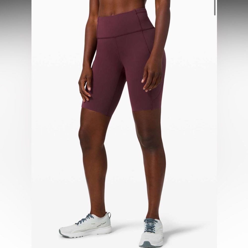 Lululemon Fast And Free Short 10" *Non-Reflective
Cassis size 4.